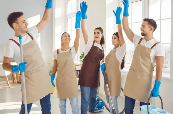 Cleaning service that is engaged in cleaning houses, apartments and commercial premises