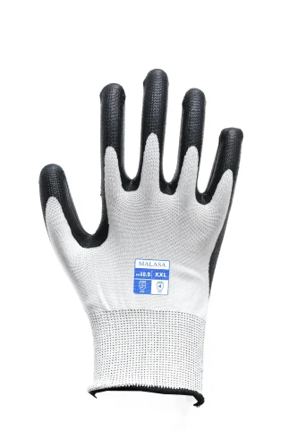 Georgian – made construction gloves