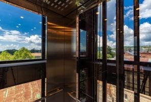 SOLOMON – Hotel, Tours, Travel and Wine Cellar