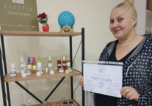 Handmade cosmetic creams from Cosmetic Creams Elastia