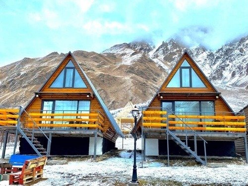 Kazbegi, ideal for friendly gatherings and groups of up to 20 people.