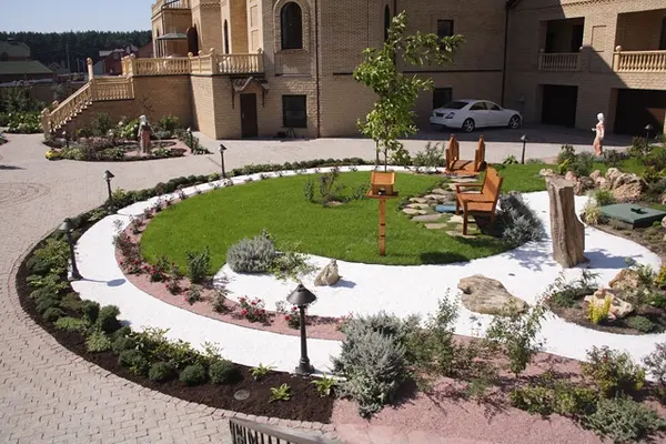 This decorative sand and crushed stone in Georgia is produced only by us.