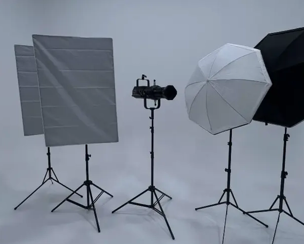 Our Photo Studio is an ideal space for large commercial, advertising and creative shoots.