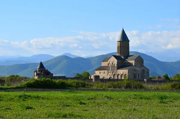 Discover Georgia in 11 Days — An Unforgettable Tour Through the Country’s Most Beautiful Places!