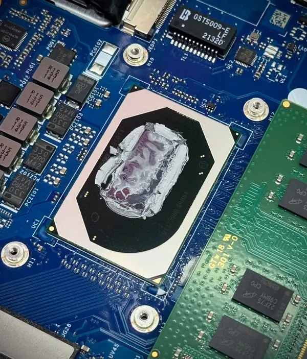 Professional repair of computers, laptops and MacBooks with a guarantee