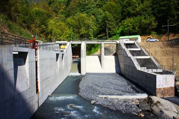 Design, construction, installation and commissioning of industrial facilities.